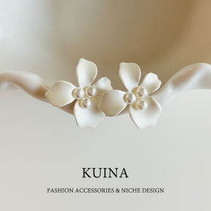 kuina | White Pearl Flower Earrings High Class Luxury Sterling Silver Pins
