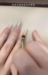 Gaoy 11ML Gel Nail Polish Manicure Glitter Gel Polish For Moon Light Salon Nail Art DIY Shining 戈雅爆闪月光椰奶甲油胶细闪粉亮片