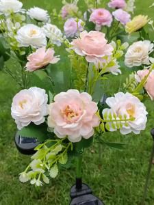 Outdoor Flower Stake with Hibiscus Styling Solar Powered LED Petals for Garden Bed Accents