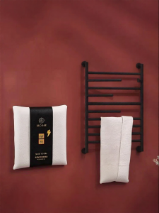 Kohler | Intelligent Constant Temperature Electric Heated Towel Rack