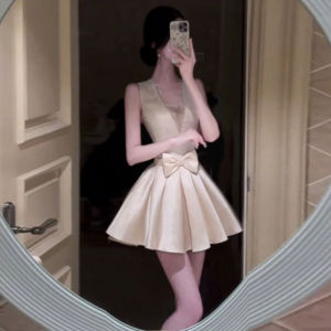 CHANGTONG | French Style V-Neck Bow Waist Cinched A-Line Dress