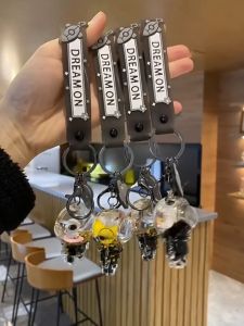 Móc khóa xe máy ô tô PHI HÀNH GIA TRONG SUỐT cute dễ thương móc treo balo túi xách thời trang