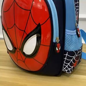 คุณสมบัติของทุกเรา - กระเป๋านักเรียนอนุบาล กันน้ำ กันกระแทก ลายสไปเดอร์แมน 3D สำหรับเด็กชาย 3-6 ปี B1600