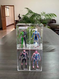 Bandai SHF Real Bone Carving Mask Knight Ultraman Display Box High Transparent Acrylic Storage Box One-Piece Magnetic Suction