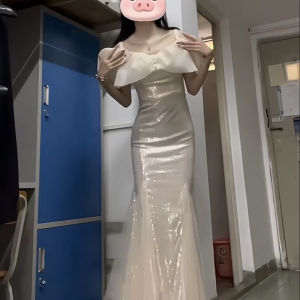 ชุดราตรีคอตั้งสไตล์ฝรั่งเศสสำหรับงานเลี้ยงหลังการศึกษา ชุดนางฟ้า ชุดราตรีสุดหรูหรา เดรสยาวปานกลางสีพื้น