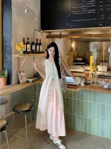 Chic Korean Style Summer 2026 New Accordion Pleat Sleeveless Womens Dress Half Skirt Holiday Style Two-Piece Set Fashionable Ensemble
