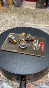 1ชุด น็อตยึดชิวหน้า ADV150/160/350 N-MAX155 AEROX155 XMAX-300