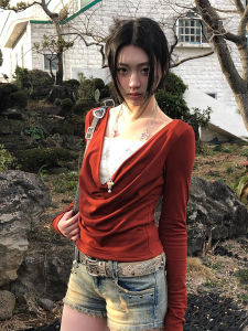 Áo Len Dệt Kim Cổ Tròn Phong Cách Mỹ Cho Nữ Đầu Thu Trang Trí Hạt Cườm Áo Lót Bó Sát Gợi Cảm Áo Khoác Ngoài Mùa Xuân