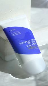 ☀️Ready Stock☀️Isntree Hyaluronic Acid Natural Sun Cream SPF50 PA++++ 50ml Evens Out Skin Tone Replenishes Moisture Lightweight Sunscreen