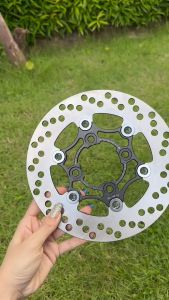 จาน Luxury Premium ลักชูรี่ ขนาด220mm.ใส่ W-125R/S/บังลม ต้องรองสเปย์เซอร์( W-110i/ปลาวาฬNOUVO/MSX/PCX2015ไม่ต้องรองสเปย์เซอร์) จานดิส