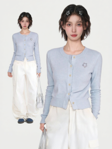 KBVVR | Blue Fitted Short Knit Cardigan Long Sleeve