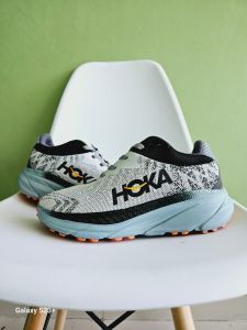 Sepatu Running Hoka  ATR 7