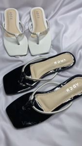Sandal Jepit Wanita ADCH Square Toe Tali Glitter Blink Putih Hitam - Sandal Fashion Korea Tali Permata Hitam Putih Casual