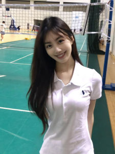 Áo Thun Nữ Tay Ngắn Cổ Polo Ôm Vừa Vặn Mùa Hè Màu Trắng Thiết Kế Cổ Điển Phong Cách Hàn Quốc Chất Liệu Cotton Thoải Mái