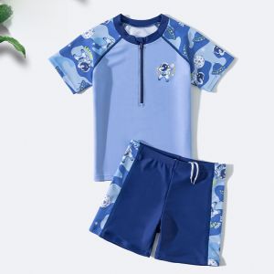 ชุดว่ายน้ำเด็ก ชุดกีฬาฤดูร้อน 2024 ใหม่ กางเกงขาสั้นชาย ชุดกีฬาว่ายน้ำกันแดด ชุดกีฬาสำหรับเด็กชาย ชุดว่ายน้ำเด็กผู้ชาย