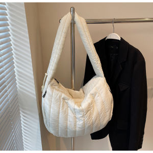 Cloud Shape Large Capacity Sewn Duck down Womens Tote Bag Casual Commuter Style Single Shoulder Bag Soft Polyester Lining