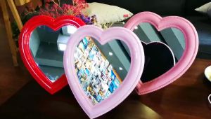 Gương Trang Điểm Hình Trái Tim Để Bàn Treo_YUMY
