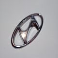 LOGO HYUNDAI  16cm X 8cm ORIGINAL. 