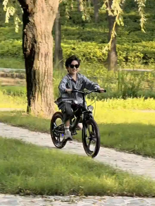 Beige จักรยานเด็ก จักรยานดิสก์เบรก รถจักรยานเด็ก 20นิ้ว วามเร็วตัวแปร จักรยาน 18นิ้ว 4-8 ขวบ