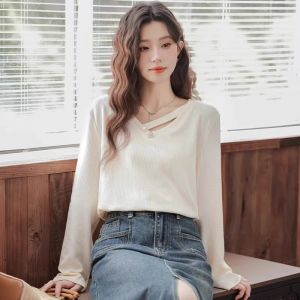 Áo Thun Nữ Cổ Chữ V Dài Tay Màu Trơn Kardia Thu Đông Thiết Kế Mới Thường Ngày Phong Cách Hàn Quốc Thường Ngày