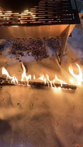 Outdoor Camping Flameproof Fabric Picnic Barbecue Heat Proof Mat Flame Retardant High Temperature Resistant Fire Blanket Glass Fiber Fire-Retardant Cloth