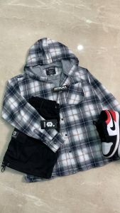 Kemeja Panel Hoodie Pria & Wanita 2in1: Desain Fashionable dan Berkualitas Tinggi