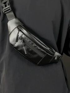 Famenr【พร้อมส่ง】กระเป๋าสะพายไหล่ สําหรับผู้ชาย แฟชั่นสําหรับผู้ชาย กันน้ํา กระเป๋าสะพายข้าง: สีดํา