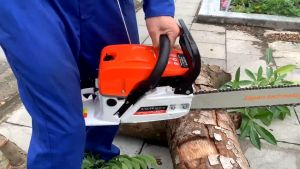 máy cưa xích chạy xăng yamaha lam 55cm