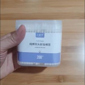 -Hộp 200 Tăm Bông Ngoáy Tai Dùng Cho Em Bé Và Người Lớn