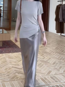 YUEZHONGWEI | Gray Ice Silk Knitted Short Sleeve T-Shirt Womens Summer Slim Fit Binding Waist Top Korean Style Commute Fashion Small Size