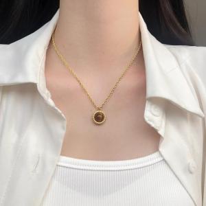 สร้อยคอไททาเนียมสไตล์ย้อนยุคสำหรับผู้หญิง เครื่องประดับแฟชั่น โซ่เสื้อกันหนาวแบบกลม หัวเข็มขัดรูปตัวอักษร โซ่ยาว 21-50 ซม.