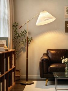 DGY | Atmosphere American Retro Wooden Floor Lamp