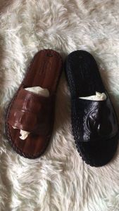 dép da da bò thật hàng sản xuất tại xưởng bao chất từng đôi.viền khâu vòng quanhda mềm êm chắc chắn