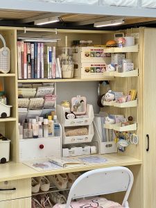 Wall-Mounted Dormitory Cosmetic Storage Rack Student Dormitory Bedroom Skin Care Products Perfume Eyeshadow Multi-Layer Organizer