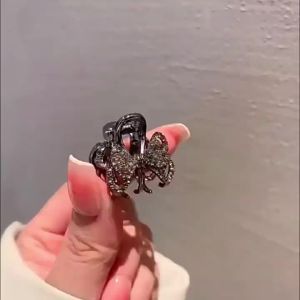 Half-Up Hair Clip For Women