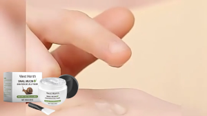 【Ready Stock】West Month  Snail Mucin Jelly Mask 96% Snail Mucin Mint Moisturizing Hydrating Soothing Cooling Aloe Hyaluronic Acid For Face All Skin Types Daily Skincare 100g