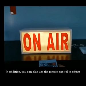 ป้ายบันทึกแบตเตอรี่ไฟฟ้ากล่องไฟมีฟังก์ชั่นเปลี่ยนสีได้หลายโหมดไฟ LED ส่องป้ายสตูดิโอสำหรับตกแต่งบ้านสตูดิโอ