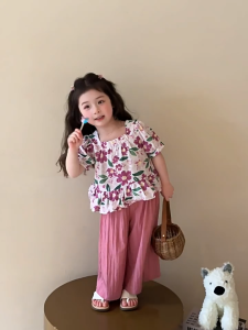 🌸 🌼👧2025ใหม่! ชุดเซ็ตเด็กหญิง ลายดอกไม้ กางเกงขาบาน+เสื้อคอเหลี่ยม ผ้าบางซัมเมอร์