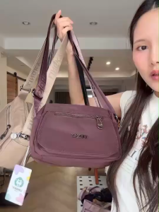 Lingky กระเป๋าสะพายข้าง ผ้าไนล่อนอย่างดี ไซส์ 8" มีทั้งหมด 4 ซิป ทรงสวยเข้ากับชุดได้หลากหลาย (CH 99071)