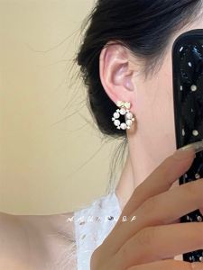 Silver Needle Butterfly Knot Pearl Flower Ring Design Ear Cuff No Piercing Required Fashionable Korean Style Womens Earrings