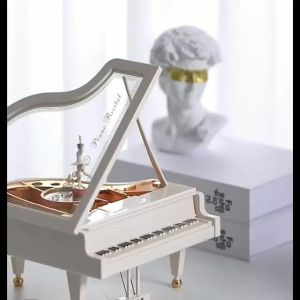 Kotak Musik Piano Gadis Balerina Bergerak Otomatis: Hadiah Lucu & Kreatif