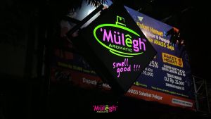 Parfum Mulegh Kode LUC Elegant Sweet dan Woody Original Pria Wangi Elegant Manis Creamy dan Woody Tahan Lama 24 Jam Minyak Wangi Awet Tahan Lama Murah 20ml 35ml 50ml