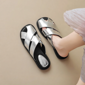 Silver Closed Toe Summer Slip-On Lazy Flip Flops