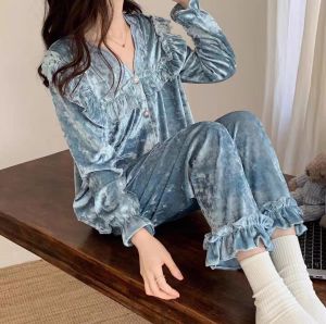 ชุดนอนผ้ากำมะหยี่สีทองสำหรับผู้หญิง แขนยาว ฤดูใบไม้ร่วง ฤดูหนาว เสื้อผ้าสำหรับอยู่บ้าน ชุดนอนฤดูใบไม้ผลิและฤดูใบไม้ร่วง อบอุ่น หวาน สุดน่ารัก