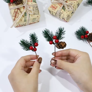 Homepeasl® 10pcs/set Christmas Decoration Accessories Artificial Mini Red Berries Pine Cones Christmas Gift Decoration