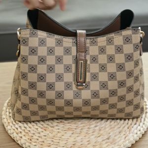 Tas Wanita Fashion Impor: Gaya Amerika & Eropa