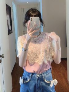 เสื้อยืดแขนสั้นผู้หญิงฤดูร้อน 2024 ดีไซน์ใหม่ ผ้าลูกไม้ คอพอง แขนสั้น สีชมพู เสื้อยืดผู้หญิง แขนสั้น คอตั้ง แขนยาว