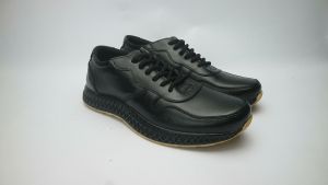 Sepatu Sneaker Pria Casual Kulit Sapi 904