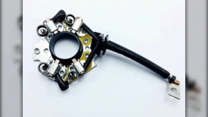 Bộ giá đỡ chổi than củ đề động cơ khởi động của Camry Toyota mới