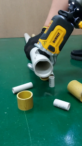 DEWALT อุปกรณ์เสริม : หัวตัดท่อ PVC / PEX 2 นิ้ว (สำหรับไขควงกระแทก ไขควงอิมแพค) รุ่น DWAPVCIR